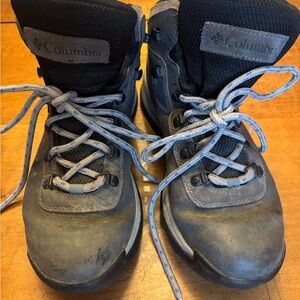 Columbia Kids' Black and Gray Outdoor Boots